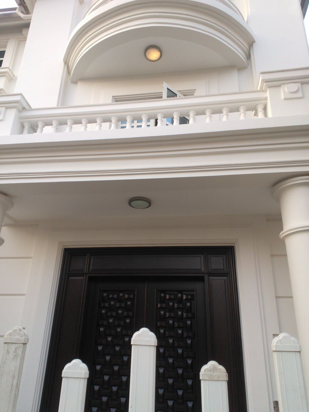 XÂY BIỆT THỰ THÀNH PHỐ VÀ NHỮNG ĐIỀU KHÔNG PHẢI AI CŨNG BIẾT