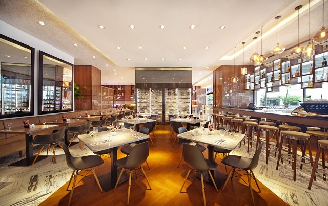 Cận cảnh toàn bộ thiết kế nội thất nhà hàng châu Âu Paris Deli đẹp không rời mắt