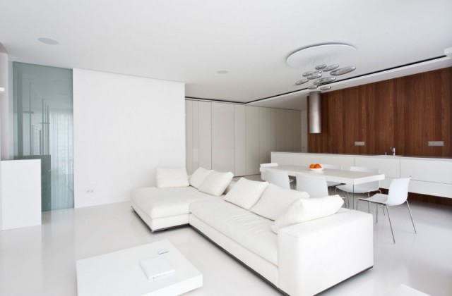 Với tông màu trắng bạn nên trang trí nội thất nhà ở như thế nào? 