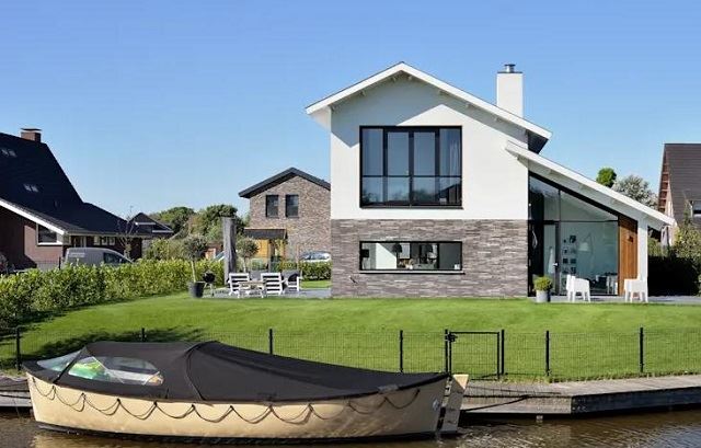 Tính toán chi phí xây dựng nhà 2 tầng 100m2 đầy đủ tiện nghi và tiết kiệm